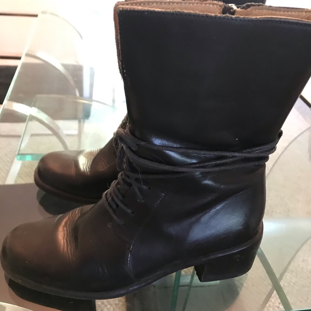 Riding boots